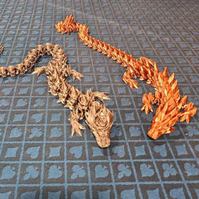 44. Two 3D printed dragons from Wizard3D item