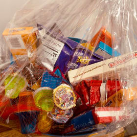 59. Snack Bar Basket! item