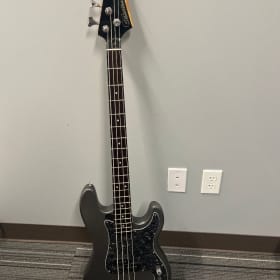 119. Silver Tone P- Bass Guitar item