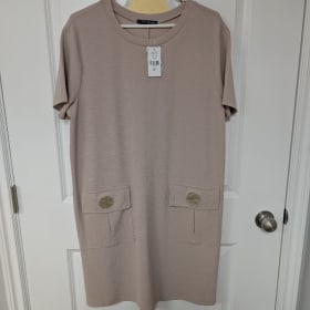 Ladies XL Dress item