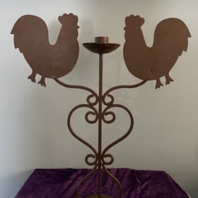 Lot# 28: Antique iron rooster candleholder item