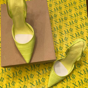 Steve Madden Paula "Yellow Croco" Pumps item