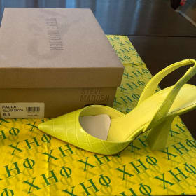 Steve Madden Paula "Yellow Croco" Pumps item