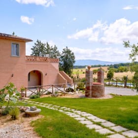 Tuscany Italy 7 night stay Villa w/Pool for up to 6 guests item