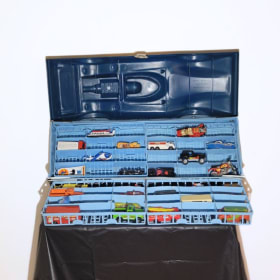 Vintage Matchbox Lesney England 48 Carry Case (+ 27 cars) item