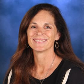 Lunch in Ms. Carr's class for a student and 4-5 friends item