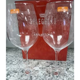 #139 - Two Bordeaux glasses Spielgelau item