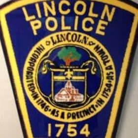 Slices with School Resource Officer Gordon and 5 friends item