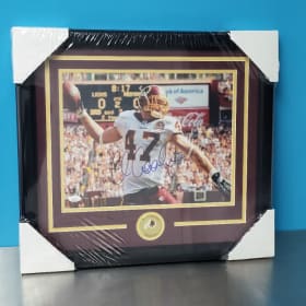 Chris Cooley autographed and framed 11x14 Redskins photo item
