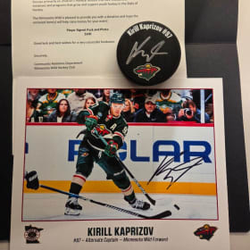 Karill Kaprizov autographed photo and puck item