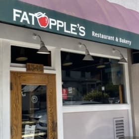 One Whole Pie at FATAPPLE'S item