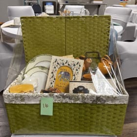 Gift basket #16 item