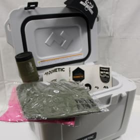 “Cool Breeze Bundle” item