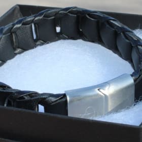 “Bold & Braided” item