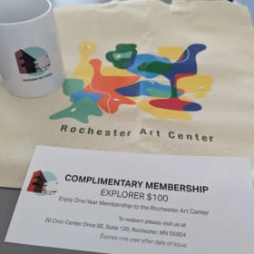 26| Arts & Dessert Basket item