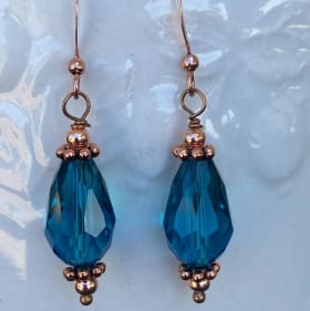 53) Teal Teardrop Necklace & Earrings item