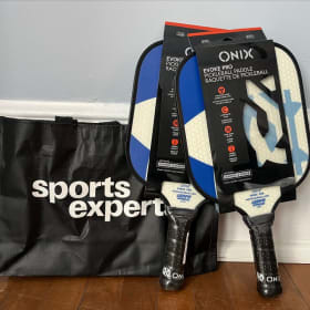 2 raquettes de Pickleball item