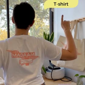 T-shirt MADAAM - Confort et solidarité item