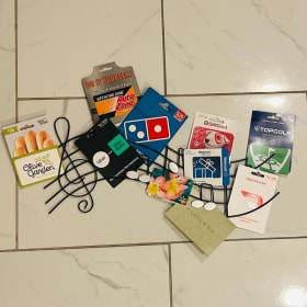 Lot #129 AHS Orchestra Gift Card Tree! Value:$270 item