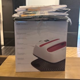 Cricut Easy Press Package item