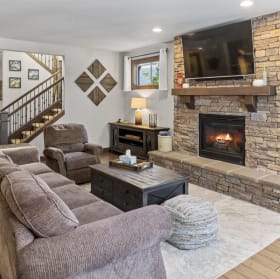 Escape for a 2-night Stay at Prospector Perch in Suncadia item