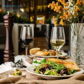 Tuscan Dinner Party for 4 Package + 5 nts (2BR/2BD) item