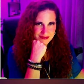 Get a PRIVATE 60-minute PHONE TAROT SESSION with Lady D. item