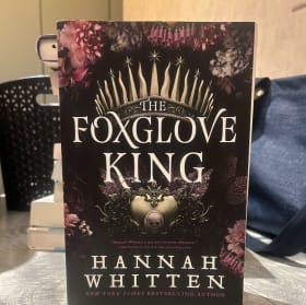 Foxglove King by Hannah Whitten item