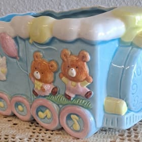 Vintage Flower Pot item