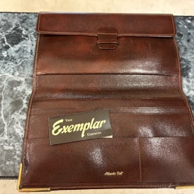 Leather wallet item