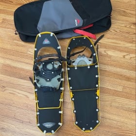 MSR Ascent Lightning Men's Snowshoes and carrying case item