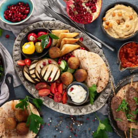 Authentic Israeli Dinner for 6 item