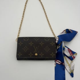 #7 Chain Louis Vuitton Wallet Purse item