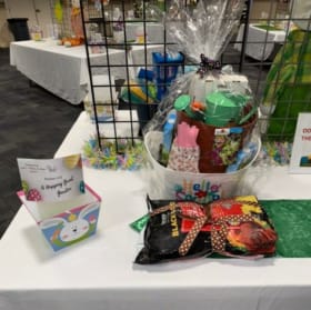 Basket 010 - " A Hopping Great Garden " item