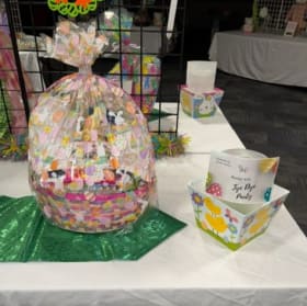 Basket 030 - " Tye Dye Party " item