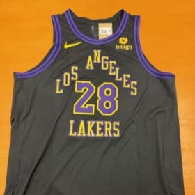 Rui Hachimura Signed Jersey item