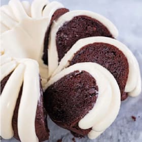 Chocolate Chocolate Chip 8" Round item