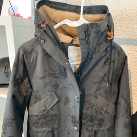 Etnies Women's winter Jacket size small item