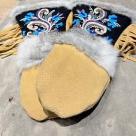Val Bruna Astis fur and hand beaded gloves - value $200 item
