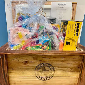 Summer Fun Basket (Ms. Flores' First Grade Class) item