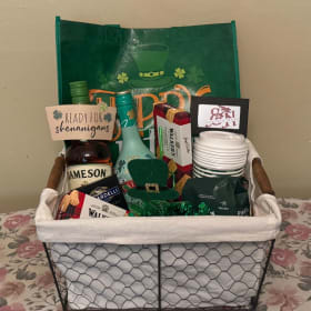 Gift Basket with Eagles Nest Gift Card item