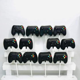 Custom Cake Pops (1 Dozen) item