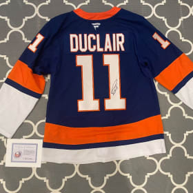 Autographed Jersey item