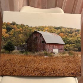 Barn Canvas Print item