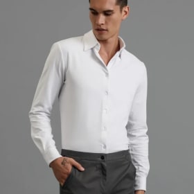 Size M Stretch Knit Oxford Shirt- White item