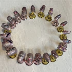 Deluxe Set of Acrylic Nails item