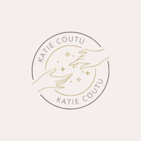 Deluxe Set of Acrylic Nails item