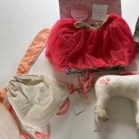 #99: Boutique Girly item