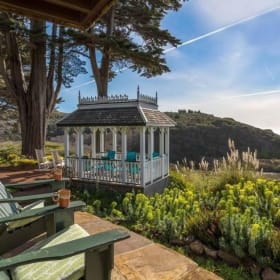 3 Nights at Award-winning B&B in Mendocino County! item