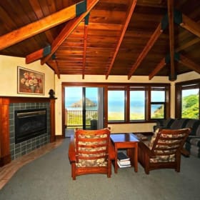 3 Nights in Oceanfront Suite in Mendocino, sleeps up to 4 item
